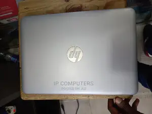 Laptop HP EliteBook 820 G3 8GB Intel SSD 256GB