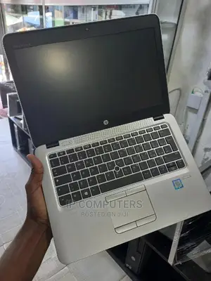 Laptop HP EliteBook 820 G3 8GB Intel SSD 256GB