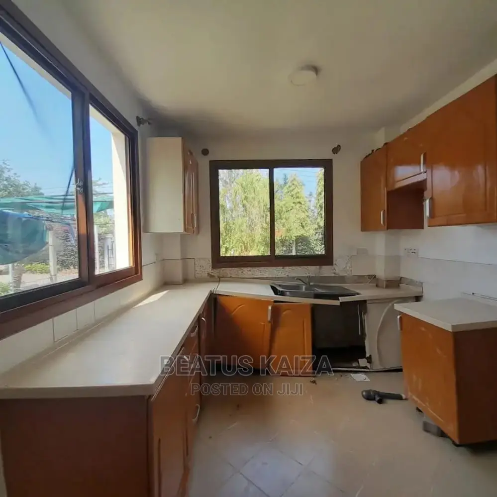 3bdrm Bungalow in Kigamboni South for rent