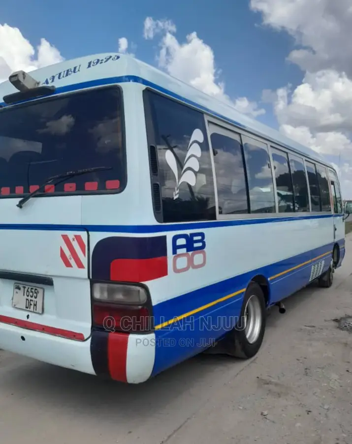 Toyota Coaster 1999