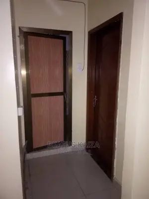 3bdrm Apartment in Kariakoo Narung'Ombe for rent