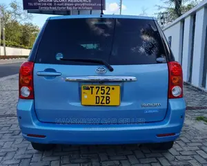 Toyota Raum 2004 Blue