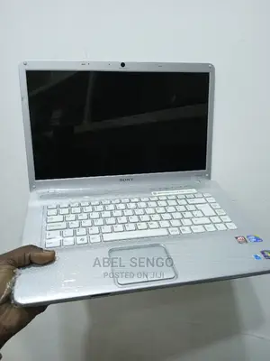Laptop Sony VAIO VGN-NW21F 4GB Intel Core 2 Duo HDD 500GB