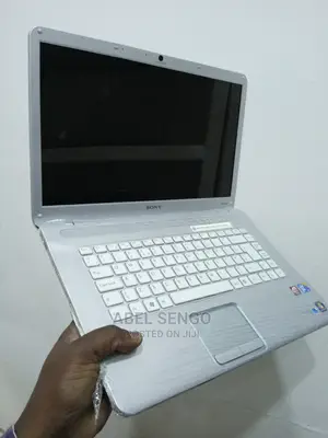 Laptop Sony VAIO VGN-NW21F 4GB Intel Core 2 Duo HDD 500GB