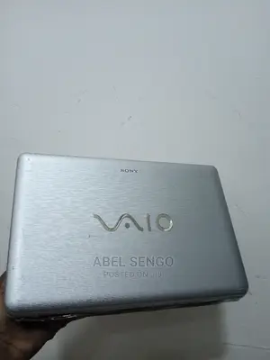 Laptop Sony VAIO VGN-NW21F 4GB Intel Core 2 Duo HDD 500GB