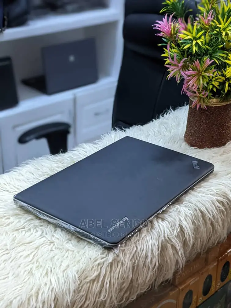 Laptop Lenovo ThinkPad Edge E540 4GB Intel Core I5 HDD 500GB