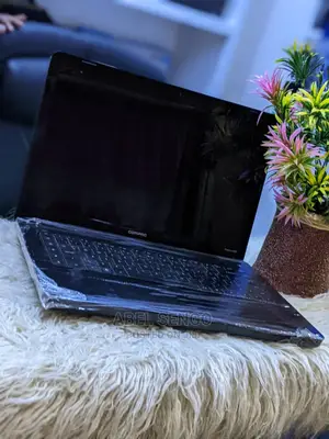 Laptop HP Compaq Presario CQ60 4GB Intel Core 2 Duo HDD 320GB