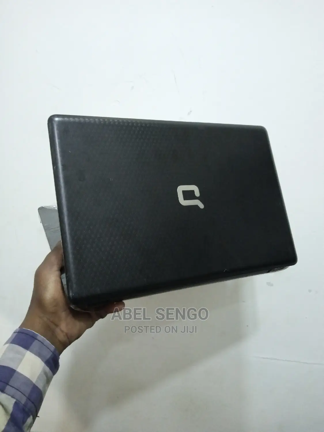 Laptop HP Compaq Presario CQ60 4GB Intel Core 2 Duo HDD 320GB