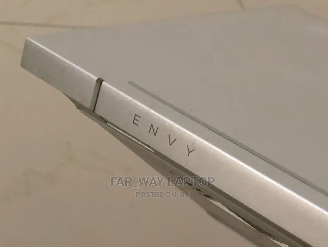 New Laptop HP Envy 13 8GB Intel Core I7 SSD 512GB
