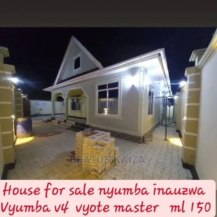 4bdrm House in Kigamboni Kibugumo for Sale