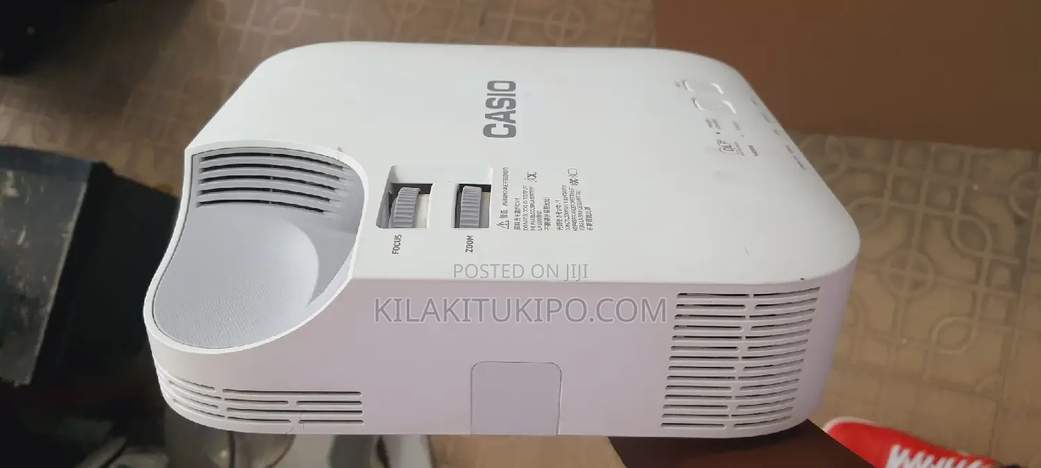 Casio Projector Xj-V1