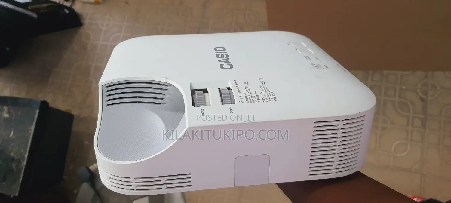 Casio Projector Xj-V1