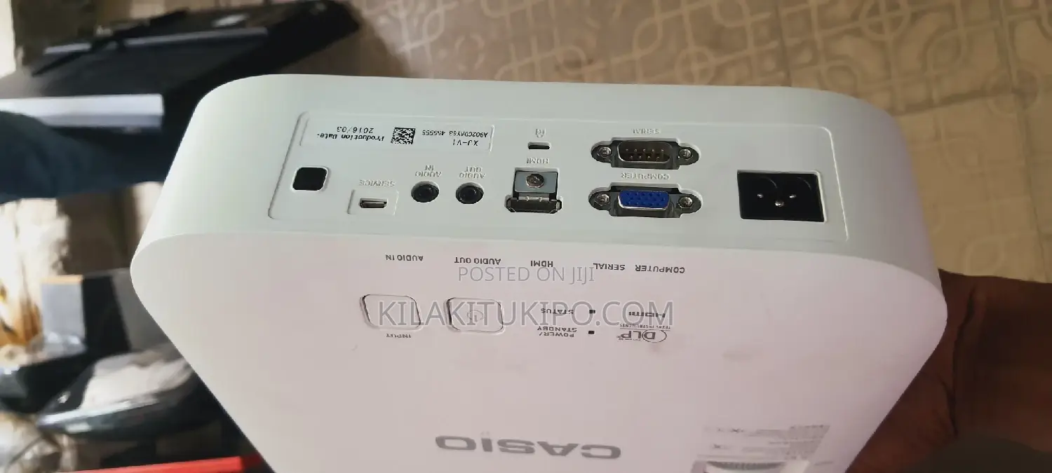 Casio Projector Xj-V1