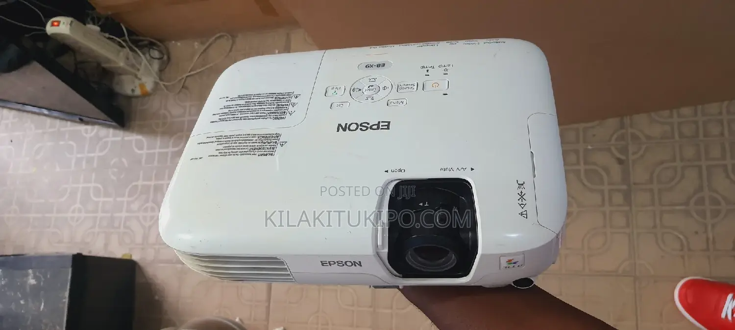EPSON Projector Eb-X9