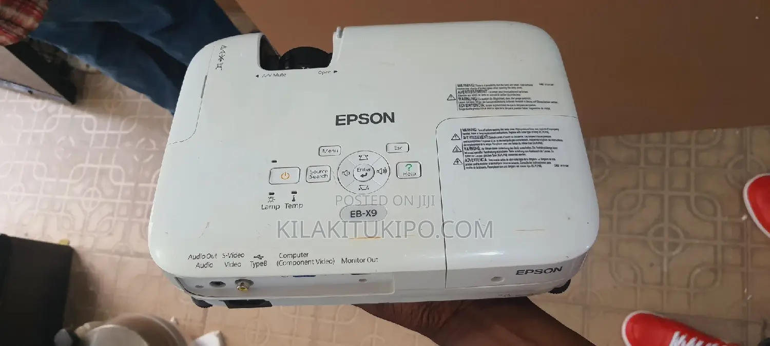 EPSON Projector Eb-X9