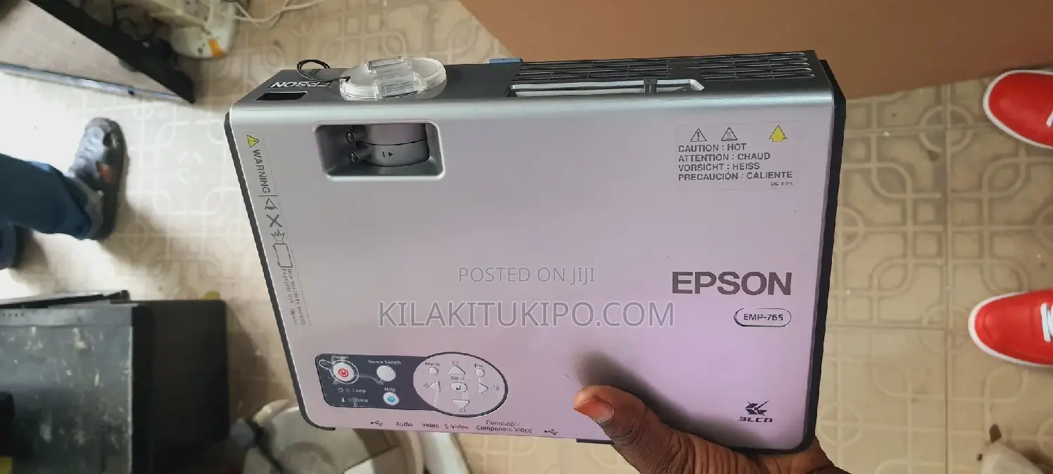 EPSON Projector Emp-765