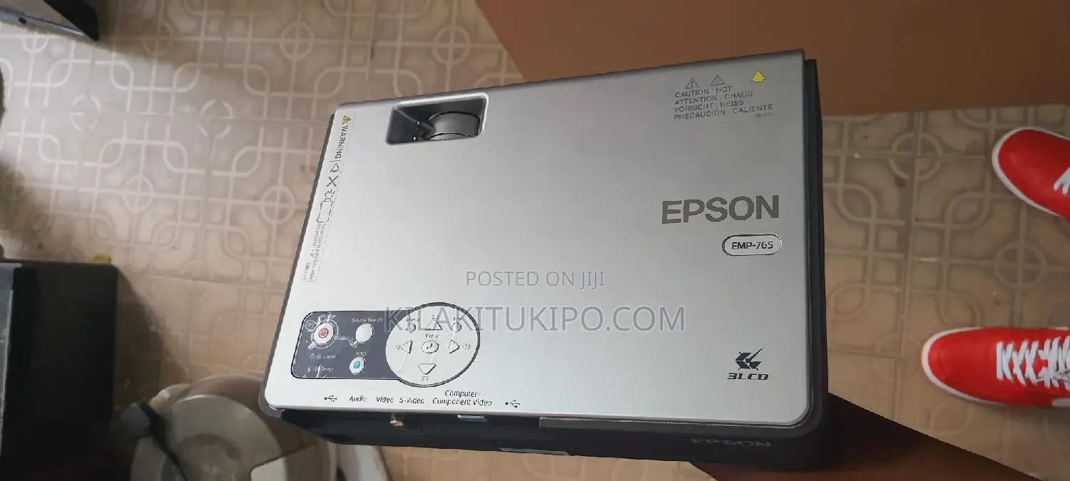 EPSON Projector Emp-765