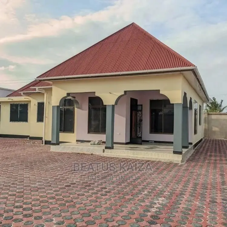 4bdrm Bungalow in Kigamboni Kibada for rent