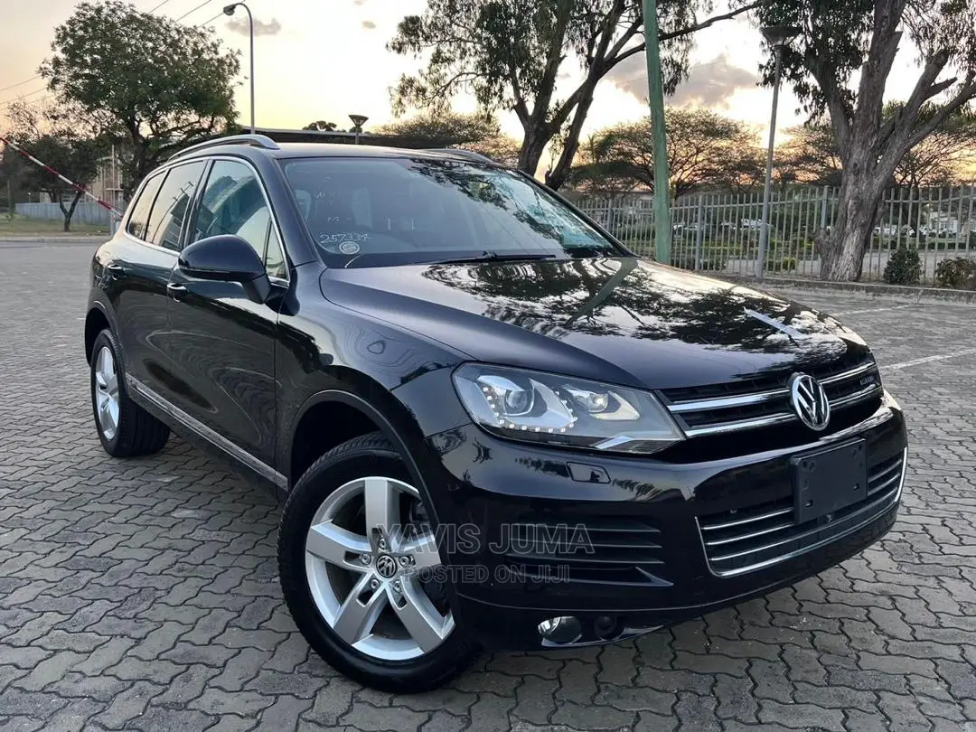 Volkswagen Touareg 2012 Black