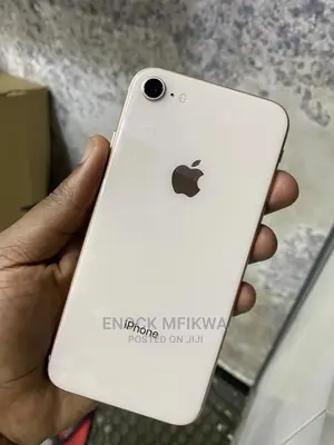 Apple iPhone 8 64 GB White