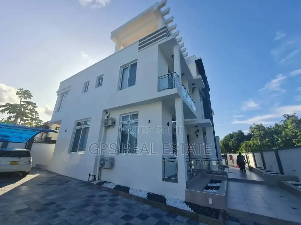 4bdrm House in Mbezi Beach, Kinondoni for Sale