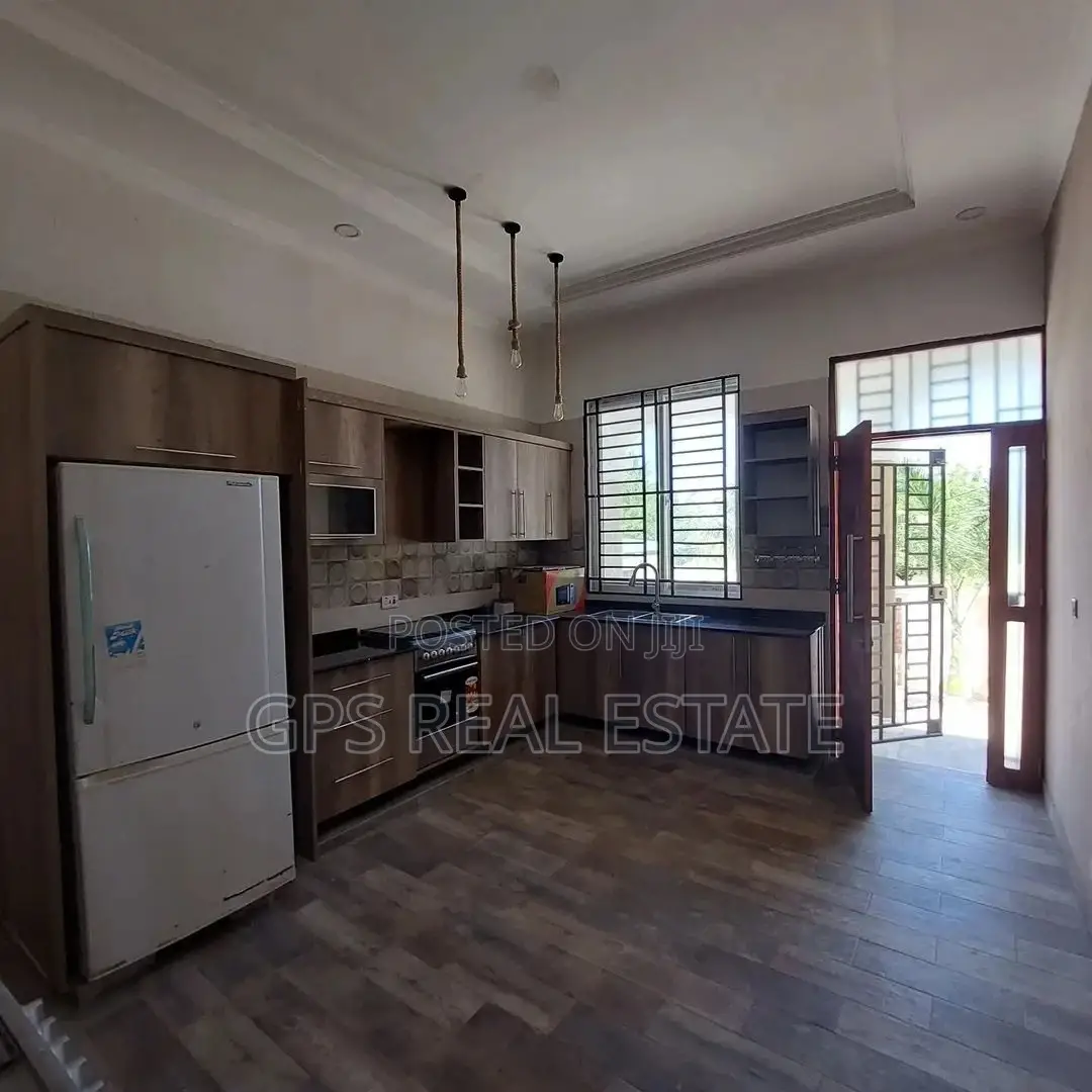 4bdrm House in Mji Mwema, Kigamboni for Sale