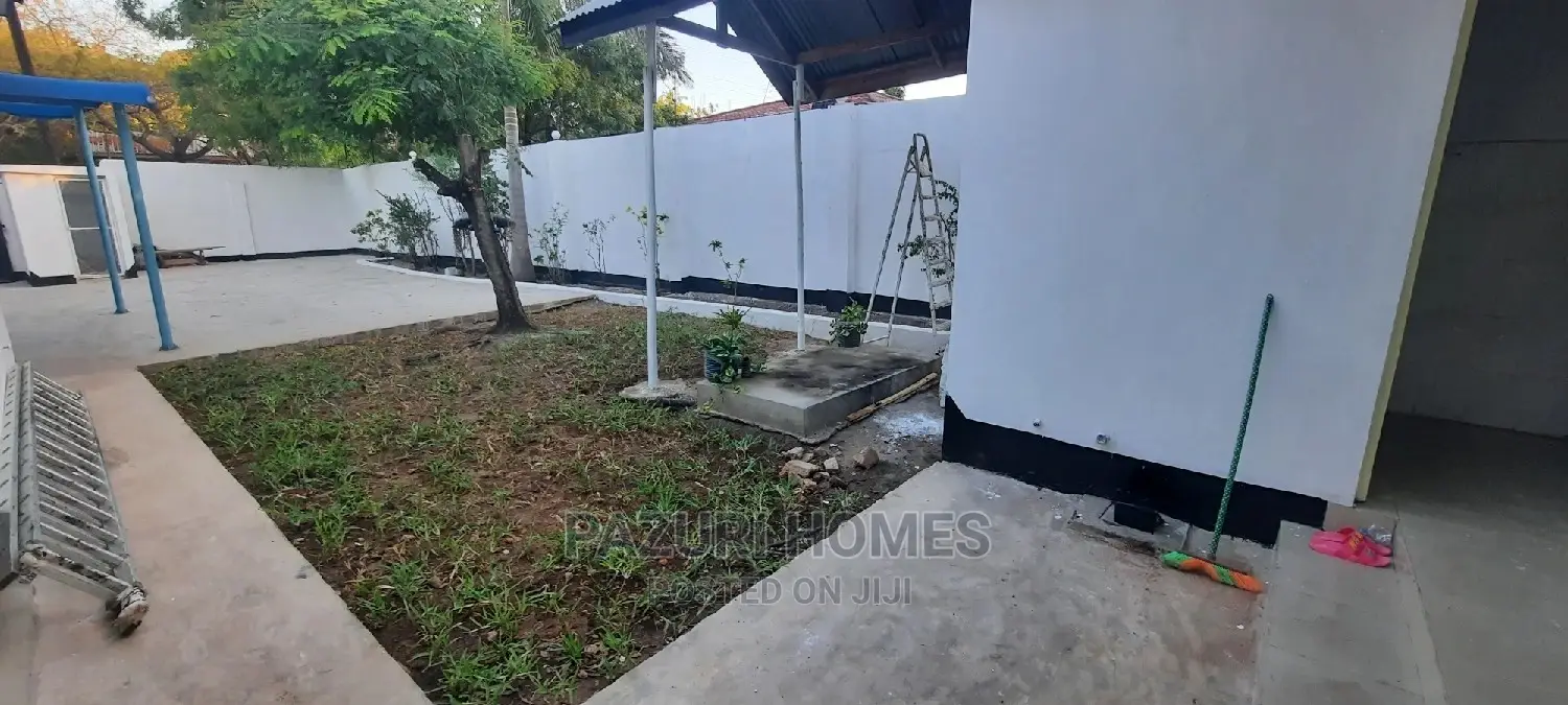 A Standalone House for Rent at Masaki Off to Haile Sellasi