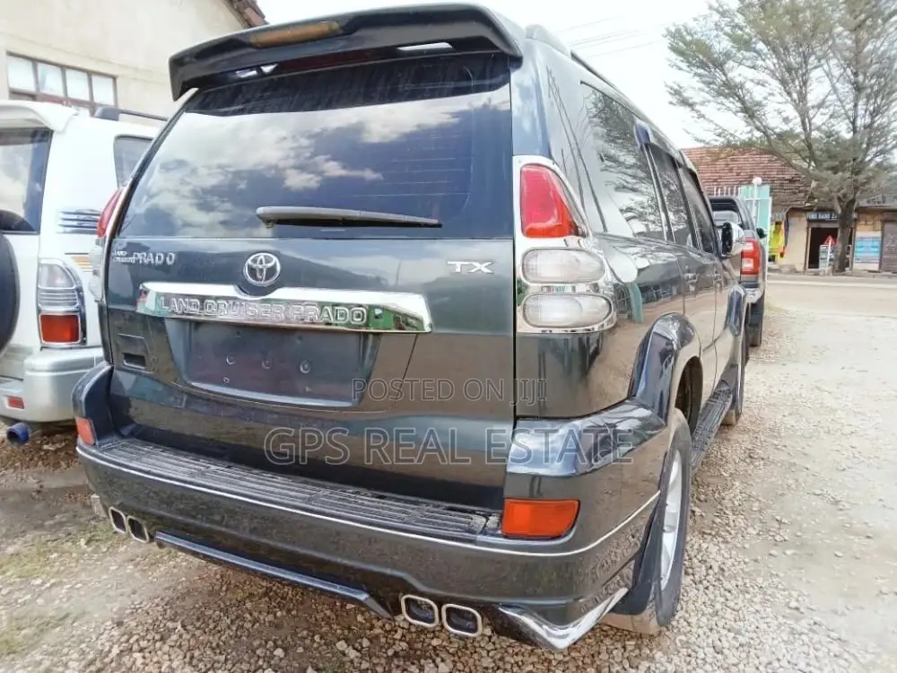 Toyota Land Cruiser Prado 2012 Black
