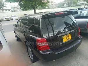 Toyota Kluger 2004 Black