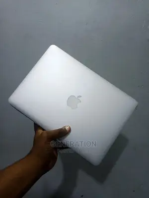 Laptop Apple MacBook Pro 2015 8GB Intel Core I5 SSD 256GB
