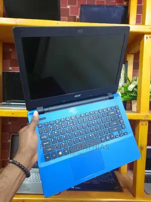 Laptop Acer Aspire E5-422g 6GB Intel Core I5 HDD 500GB