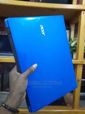 Laptop Acer Aspire E5-422g 6GB Intel Core I5 HDD 500GB