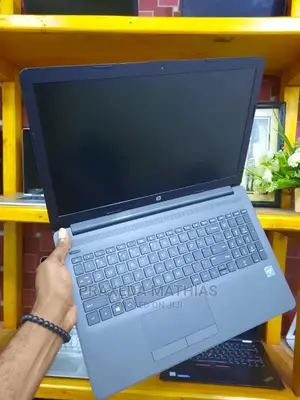 New Laptop HP 250 G7 4GB Intel Celeron HDD 500GB