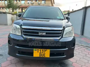 Toyota Noah 2006 Black