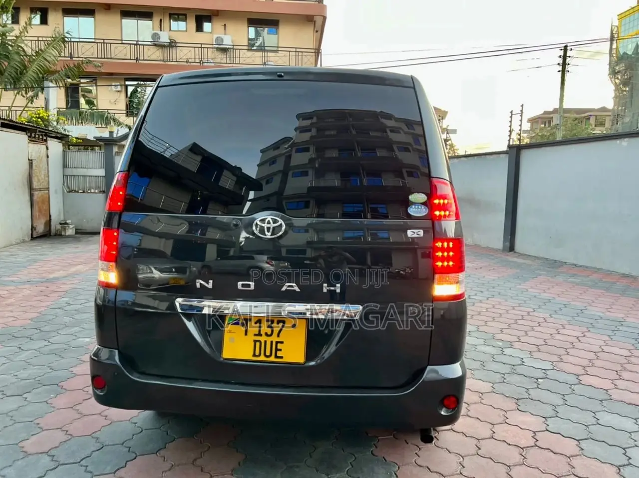 Toyota Noah 2006 Black