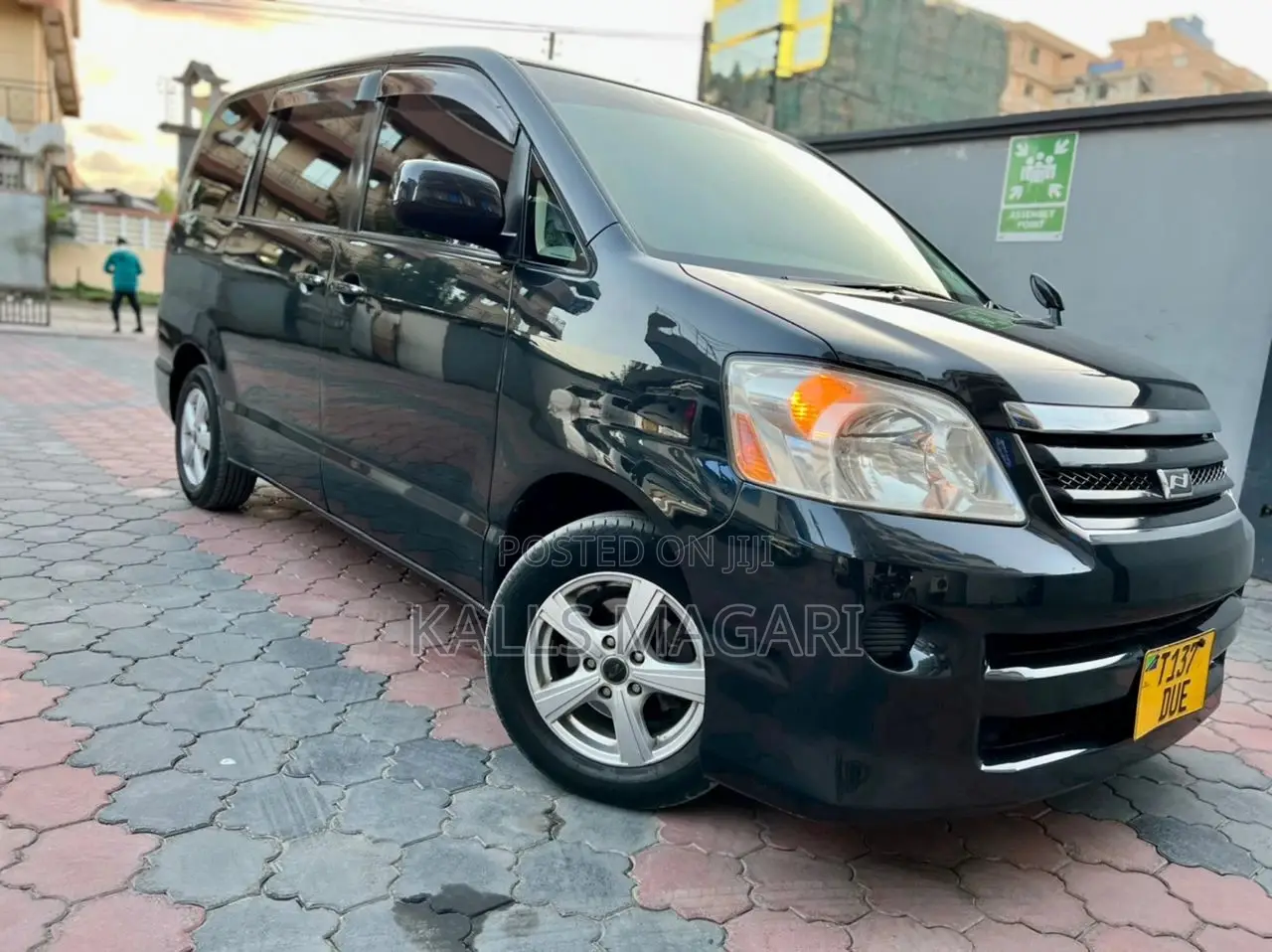 Toyota Noah 2006 Black