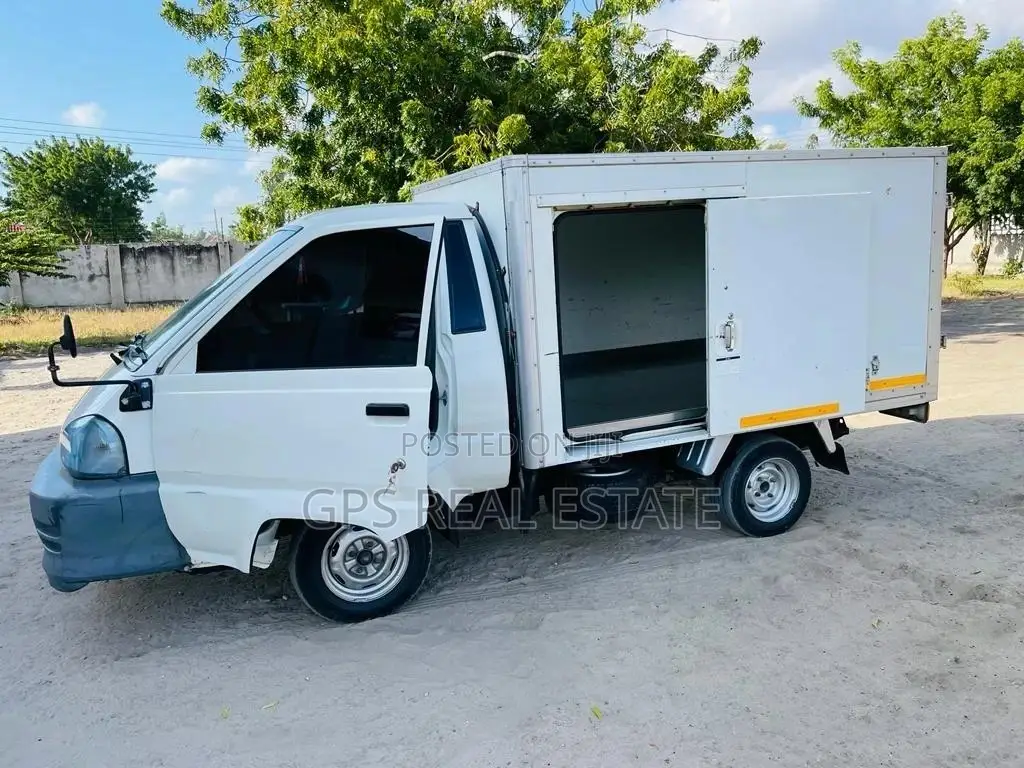 Toyota Townace 2004 White