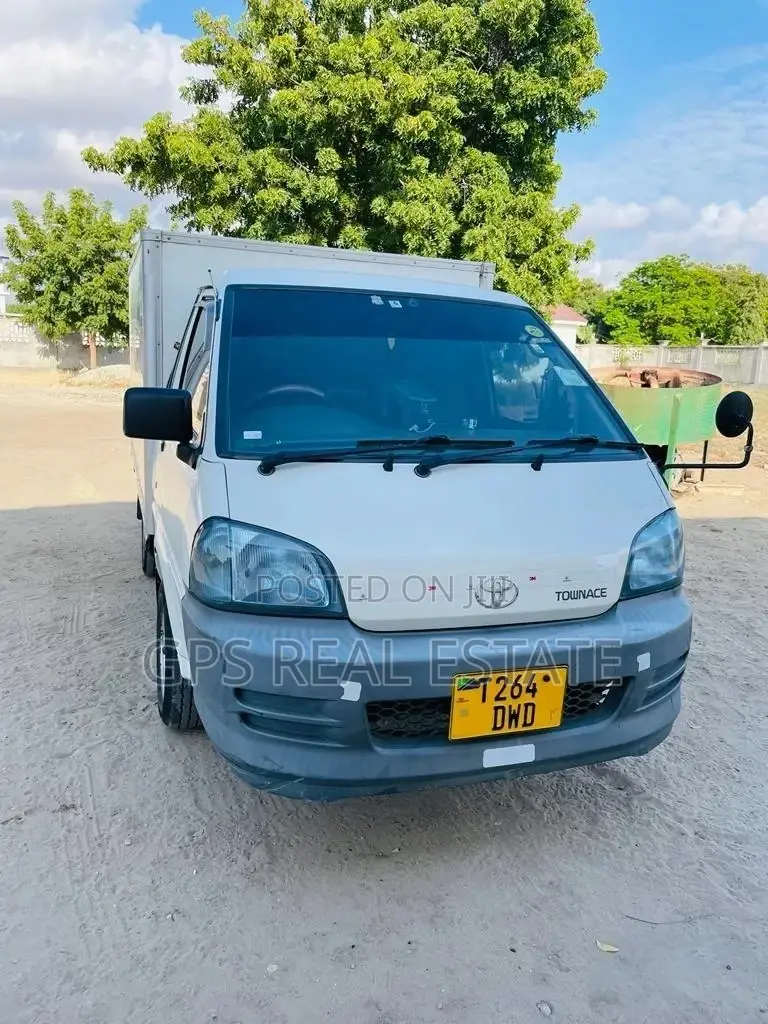 Toyota Townace 2004 White