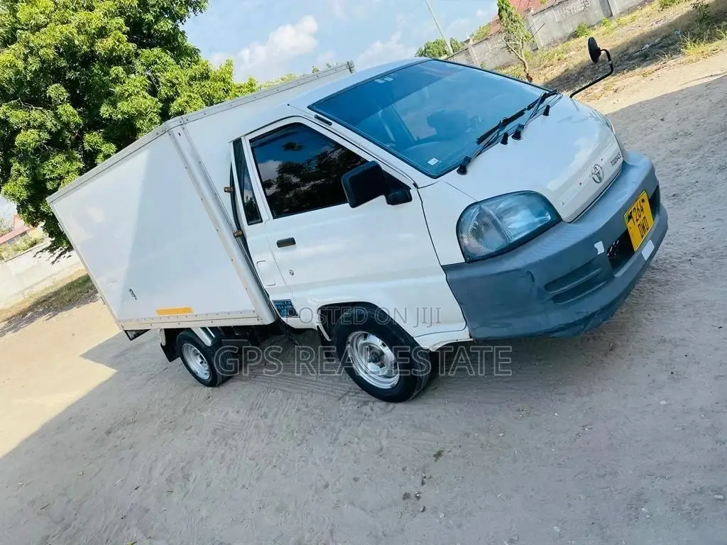 Toyota Townace 2004 White