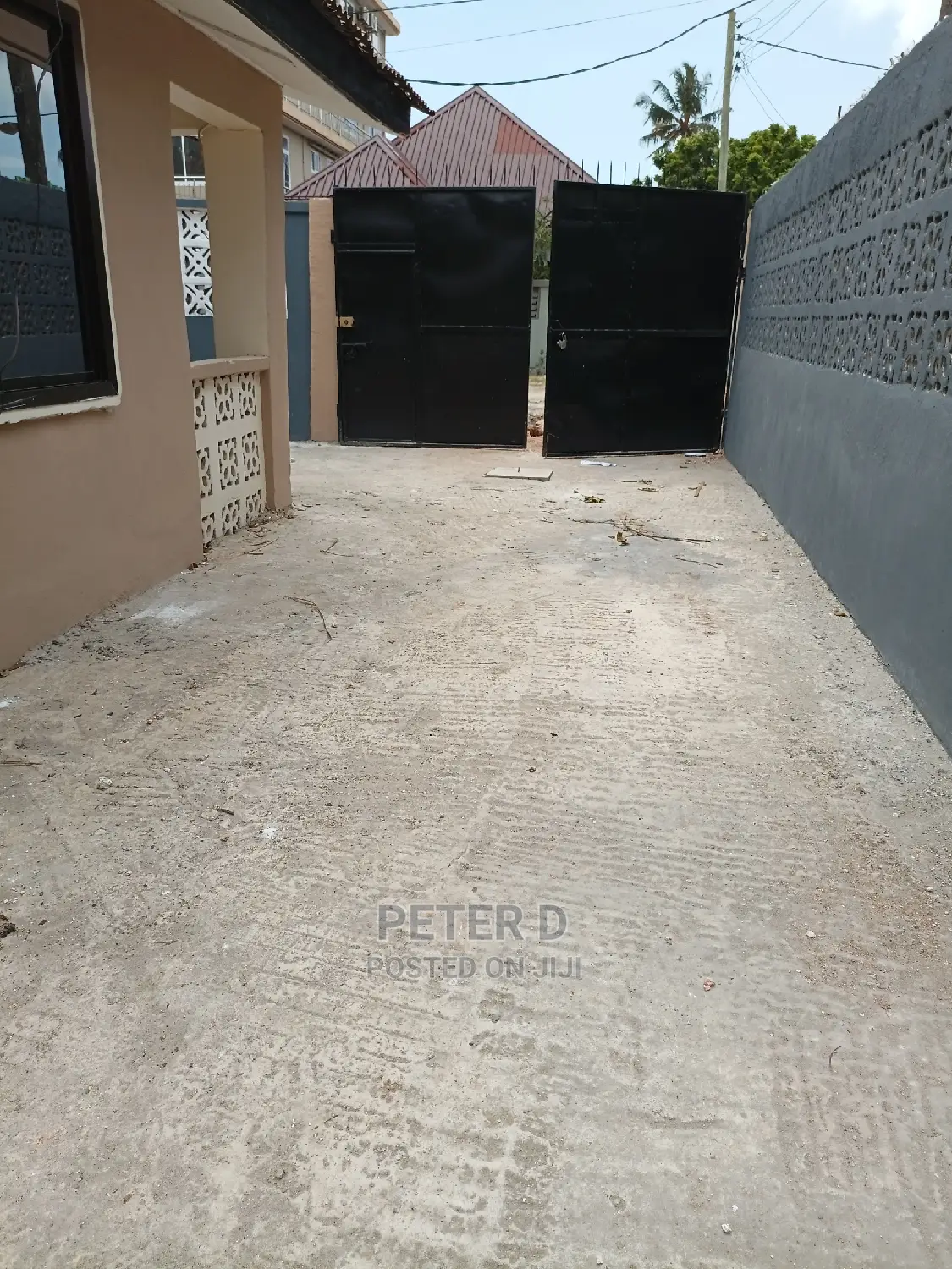 2bdrm Shared Apartment in Mikocheni for Rent