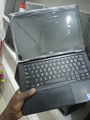 Laptop Dell Latitude 7389 8GB Intel Core I5 HDD 500GB