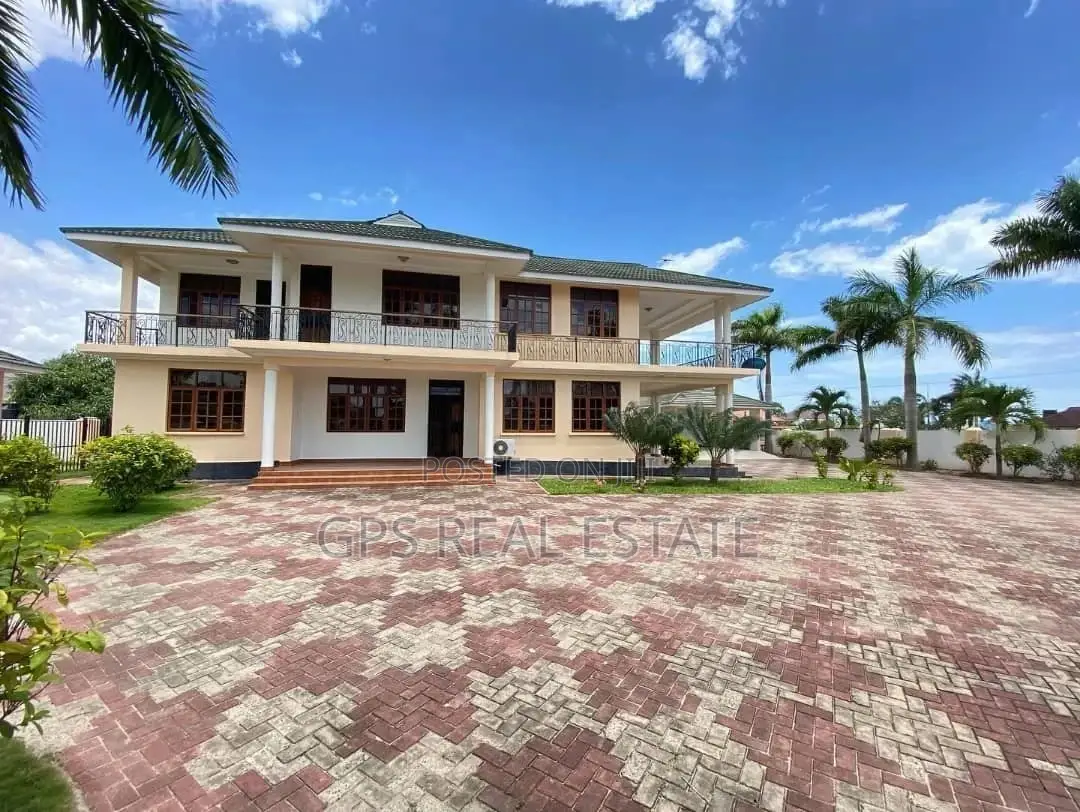 5bdrm Mansion in Mbweni Jkt, Kinondoni for Rent