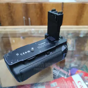 Original Canon BG-E6 Battery Grip for Canon 5D Mark II
