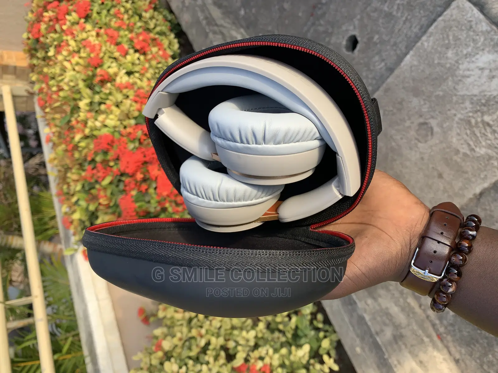 Solo Pro Wireles Headphones