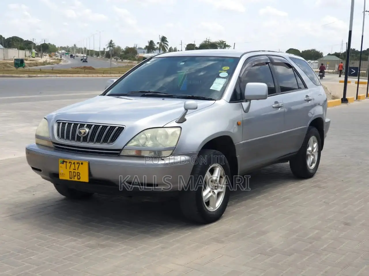 Toyota Harrier 2001