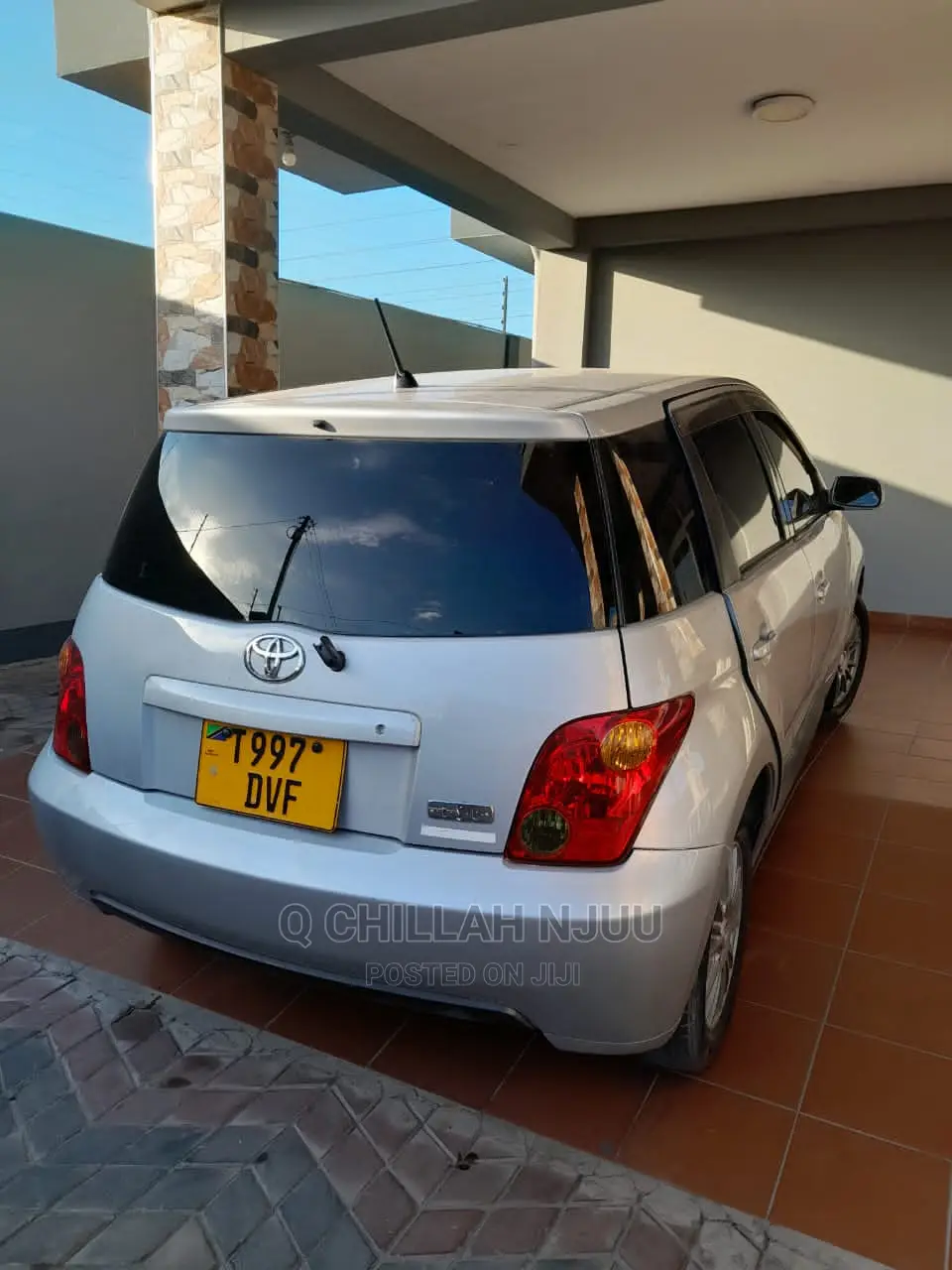 Toyota IST 2003 Silver