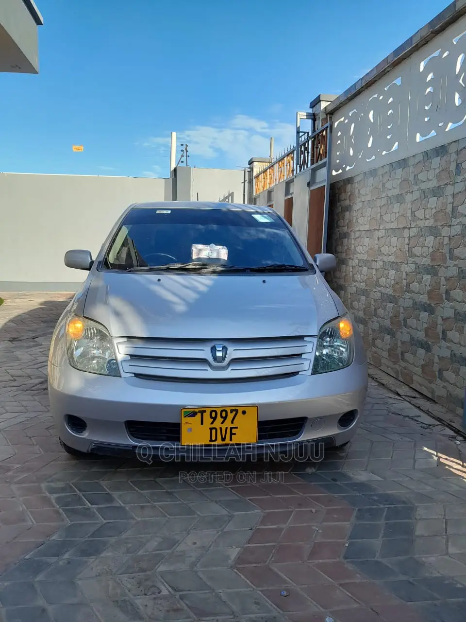 Toyota IST 2003 Silver