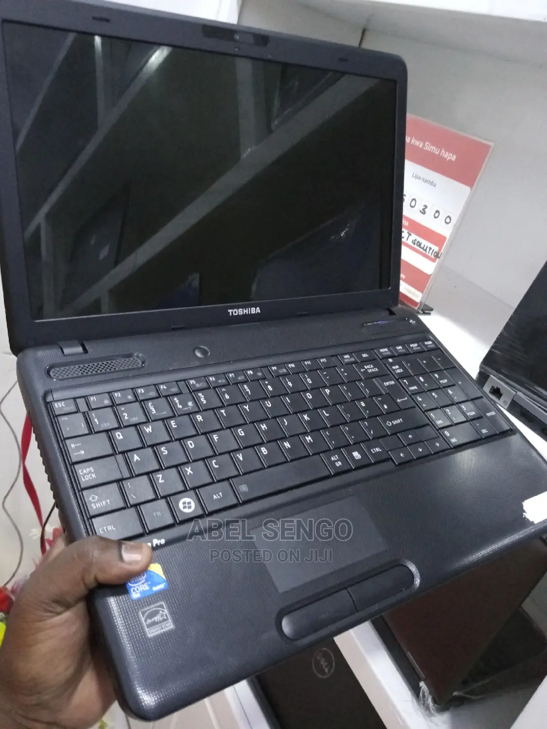 Laptop Toshiba Satellite C50 4GB Intel Core 2 Duo HDD 320GB