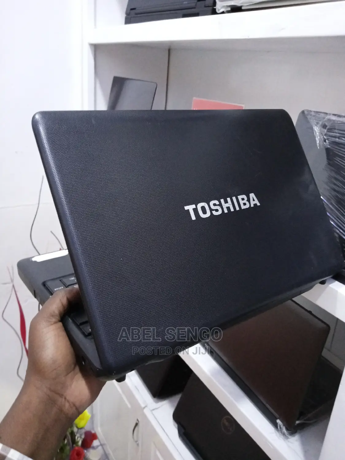 Laptop Toshiba Satellite C50 4GB Intel Core 2 Duo HDD 320GB