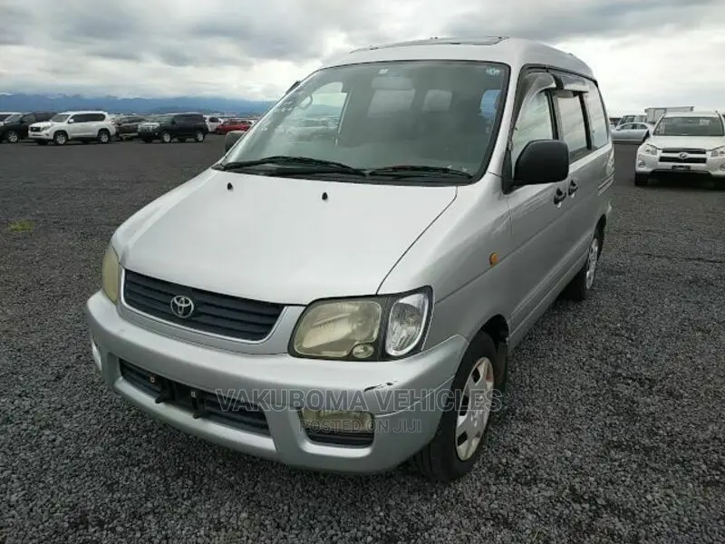 Toyota TownAce 1999 Silver